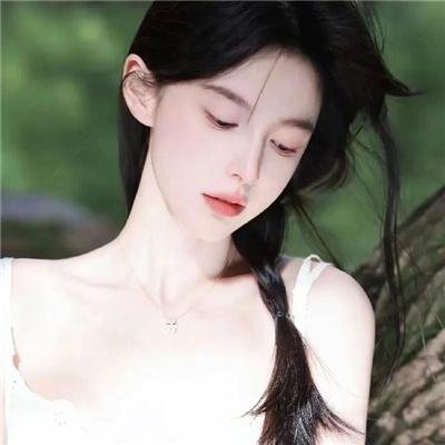 出水红莲